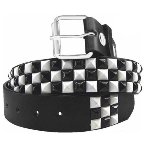 hot topic checkered belt